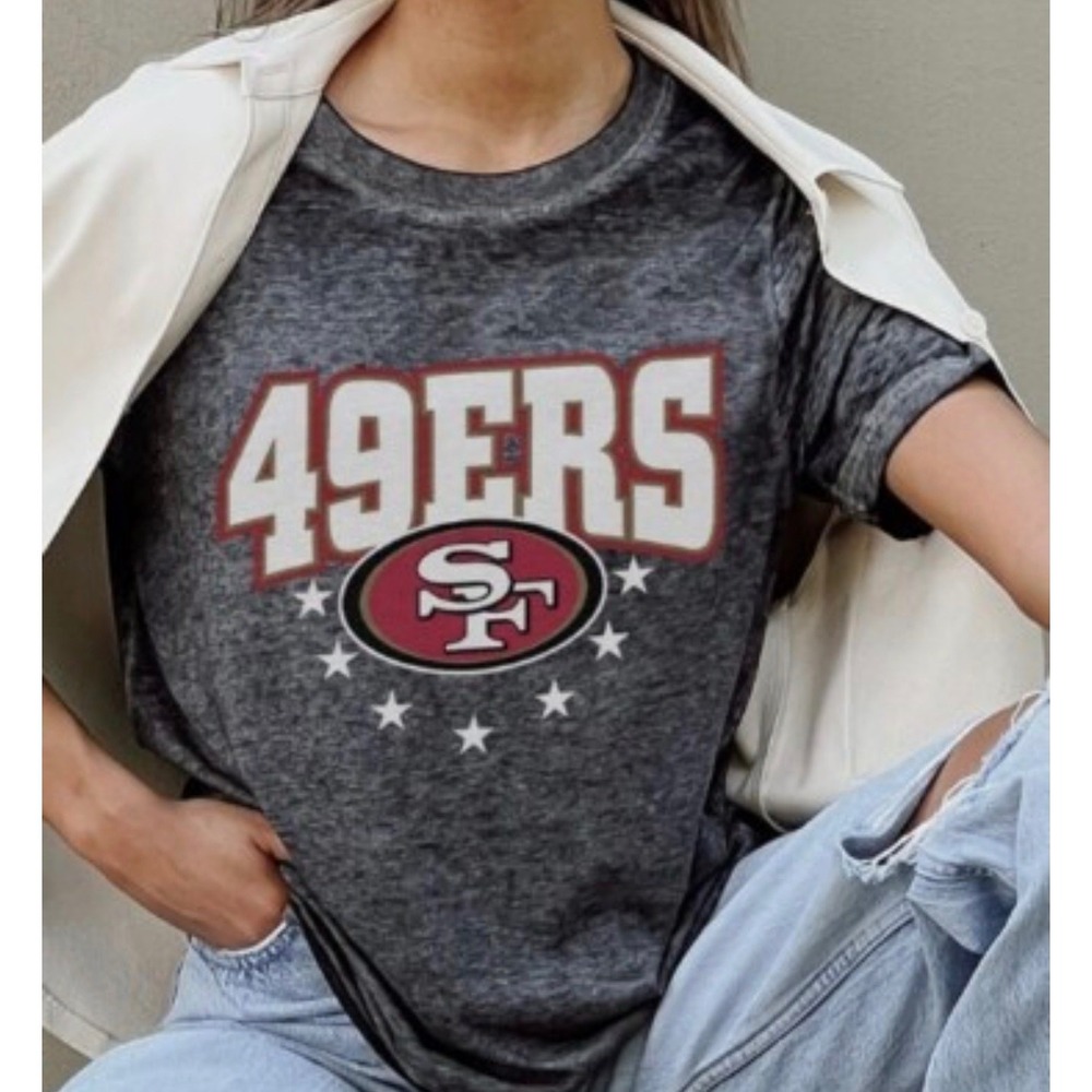 Gameday Couture San Francisco 49ers Acid Wash Graphic Tee Women Medium Gray